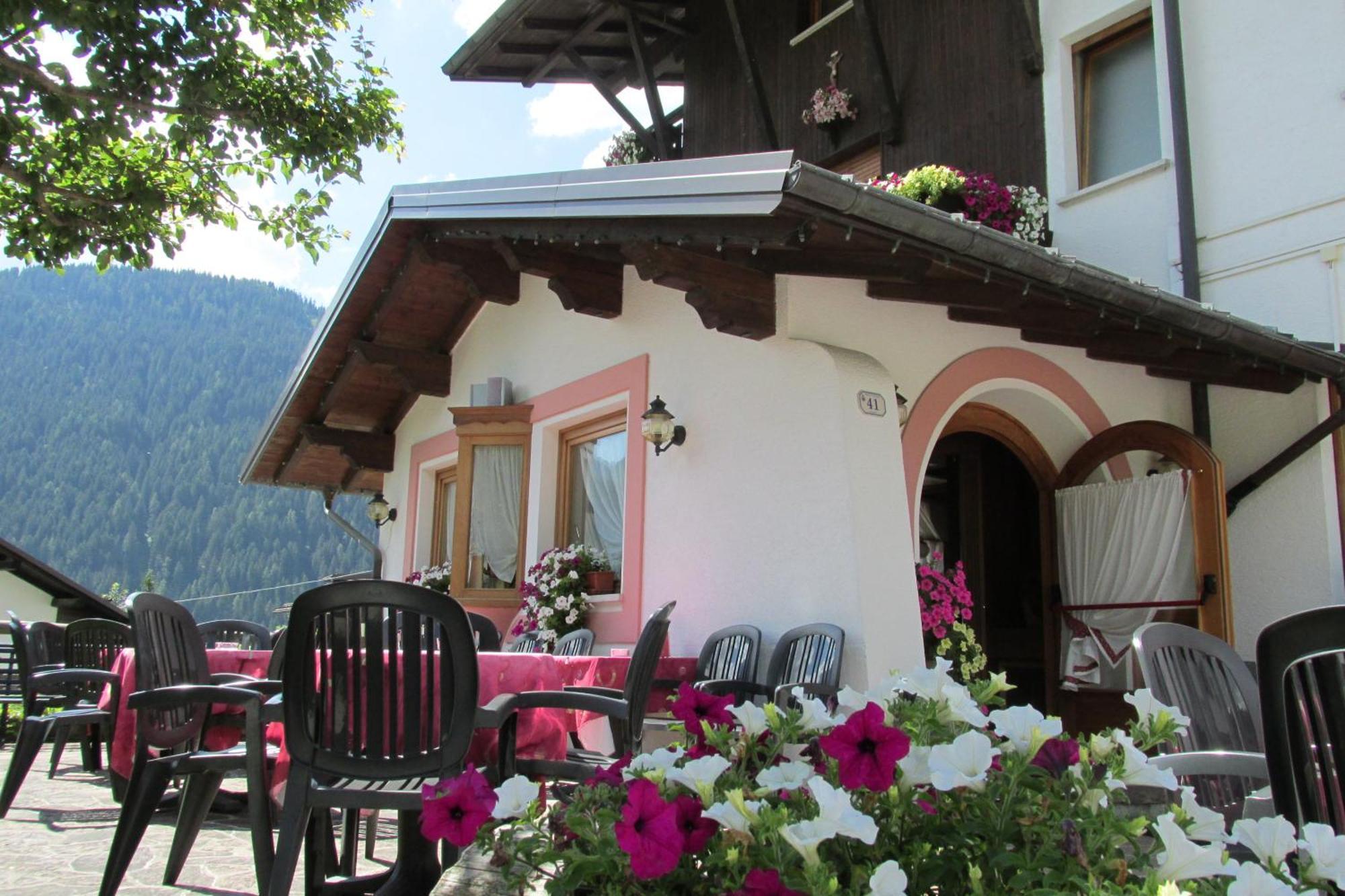 Hotel Garni Miramonti Falcade Εξωτερικό φωτογραφία